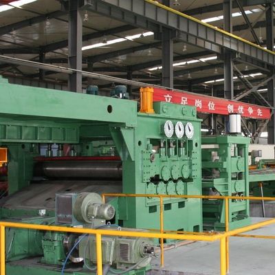 Macchina di raddrizzatura di bobine ad alta produttività con funzione di livellamento e di taglio incrociato