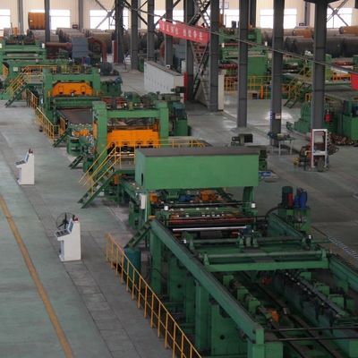 Macchina di raddrizzatura di bobine ad alta produttività con funzione di livellamento e di taglio incrociato