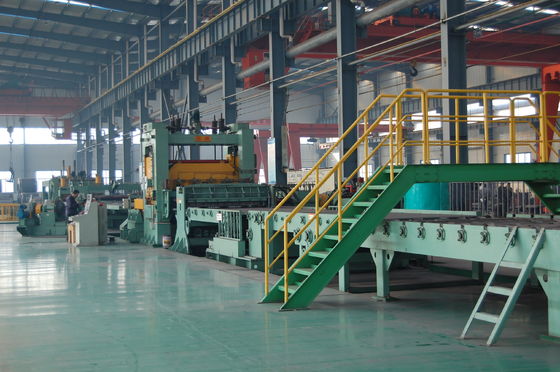 Linea di taglio incrociato automatico per bobina di acciaio laminata a caldo a 101500*13225*1100mm Dimensione