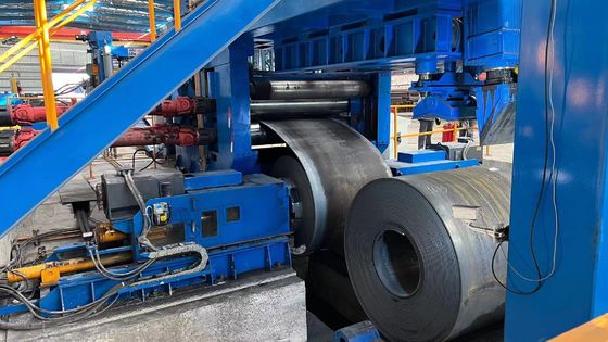 Linea di livellamento e taglio trasversale per bobine di acciaio laminate a caldo spessore del materiale 10-25 mm