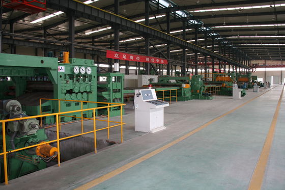 Linea di taglio trasversale mobile da 3 mm-12 mm-2000 mm per la decapaggio di bobine di acciaio laminate a caldo
