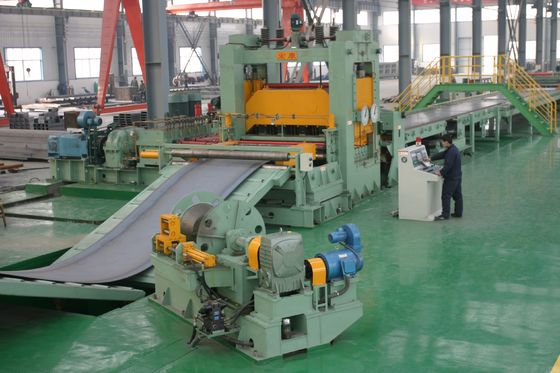 Macchine per il ripiegamento delle bobine in acciaio per la fabbricazione di automobili