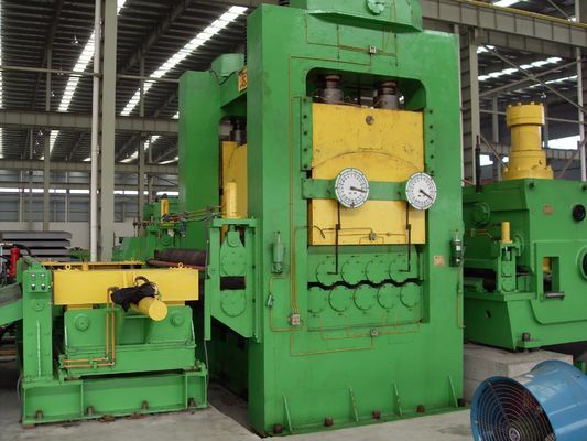 Componenti del nucleo del motore Macchina di raddrizzamento fine per livellamento e riavvolgimento di bobine di acciaio