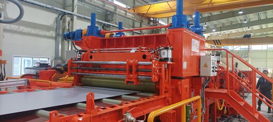 Macchina di taglio a lunghezza ad alta velocità ideale per spessore di materiale da 0,25-2,3 mm