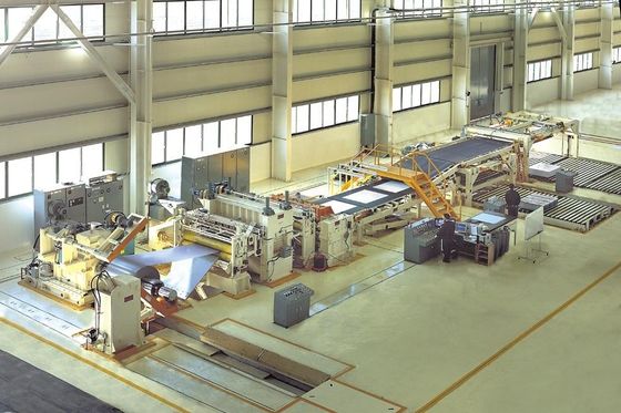 Macchina per la rasatura di bobine di acciaio con 380V e spessore del materiale di 3 mm