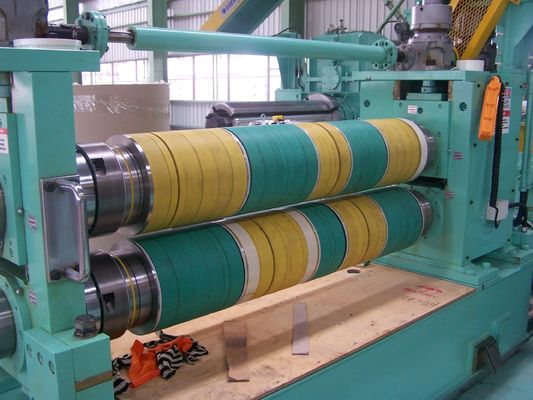 Linea di taglio della bobina di acciaio competitiva per 28000mm*14500mm*1100mm Dimensione e 0-20 strisce