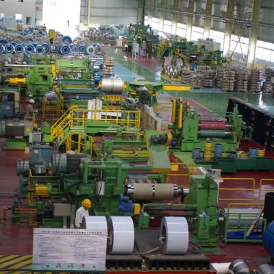 Linea di produzione di scarponi volanti con controllo video in uscita