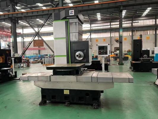Concorrenziale macchina di foraggio e fresatura CNC con precisione di posizionamento ± 0,03/500 mm