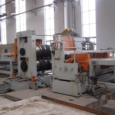 Struttura avanzata in acciaio Linea di assemblaggio mobile per lo scarico e il taglio delle bobine