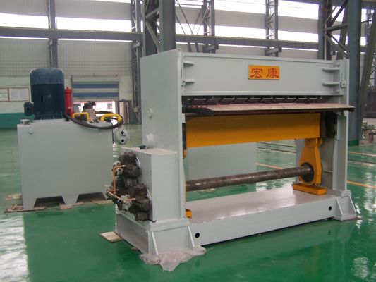 Linea di taglio della bobina di acciaio per 30 T Peso della bobina Sgombero Livellazione Taglio e impilazione