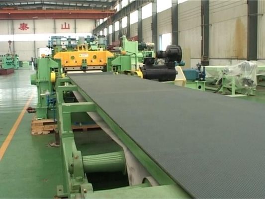 Macchina di appiattimento ad alta produttività per l'allineamento e il taglio incrociato di lamiere di acciaio