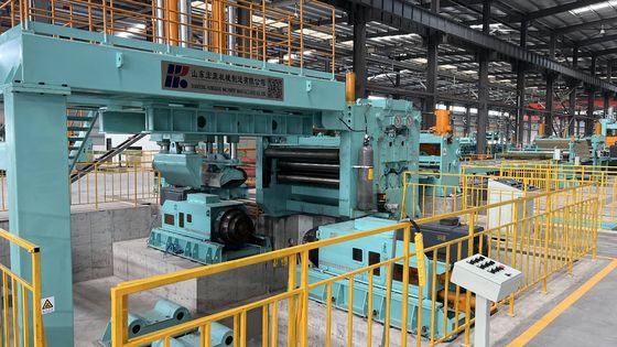 Macchina di appiattimento di lamiere di acciaio con elevata produttività per risultati lisci e precisi