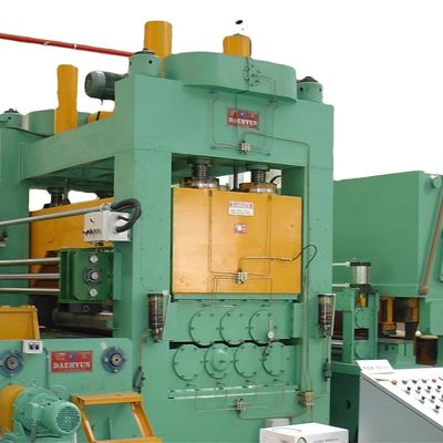 Linea di produzione di taglio orizzontale per la produzione di bobine di acciaio