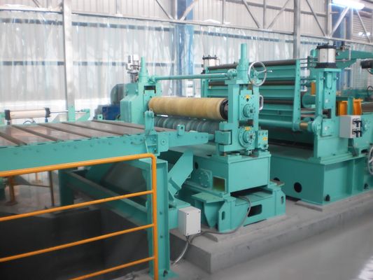 380V CNC Uncoiling Livelling e Shearing Line di produzione per l'allineamento di bobine d'acciaio