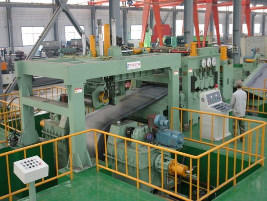 Lavori di costruzione Linea di produzione per lo scarico e il livellamento di bobine metalliche con controllo PLC