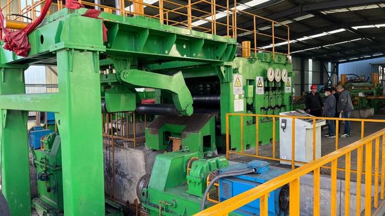 Linea di produzione per lo sfasciamento e il livellamento della lamiera di metallo da 380V per il peso della bobina da 35 T