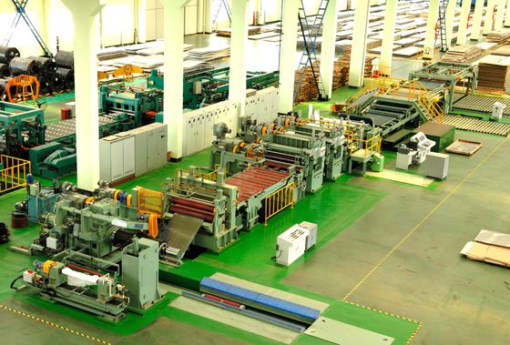 Linea di produzione mobile di taglio per livellamento ad alta precisione Peso della bobina 28T