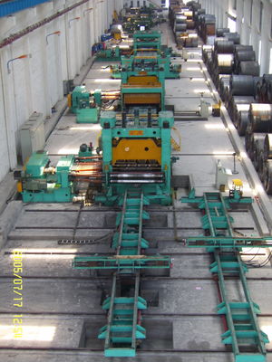 12000 mm di larghezza di taglio della bobina di acciaio, linea di produzione mobile di levigamento della bobina