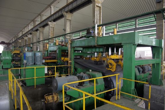 Uncoiler di bobina di acciaio facile da usare e linea di taglio in lunghezza per la lavorazione dell'acciaio