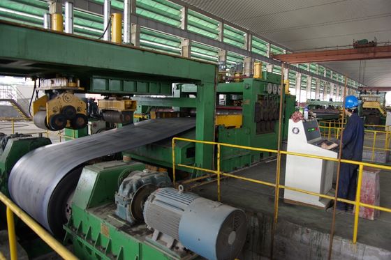 Uncoiler di bobina di acciaio facile da usare e linea di taglio in lunghezza per la lavorazione dell'acciaio