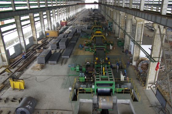 Uncoiler di bobina di acciaio facile da usare e linea di taglio in lunghezza per la lavorazione dell'acciaio